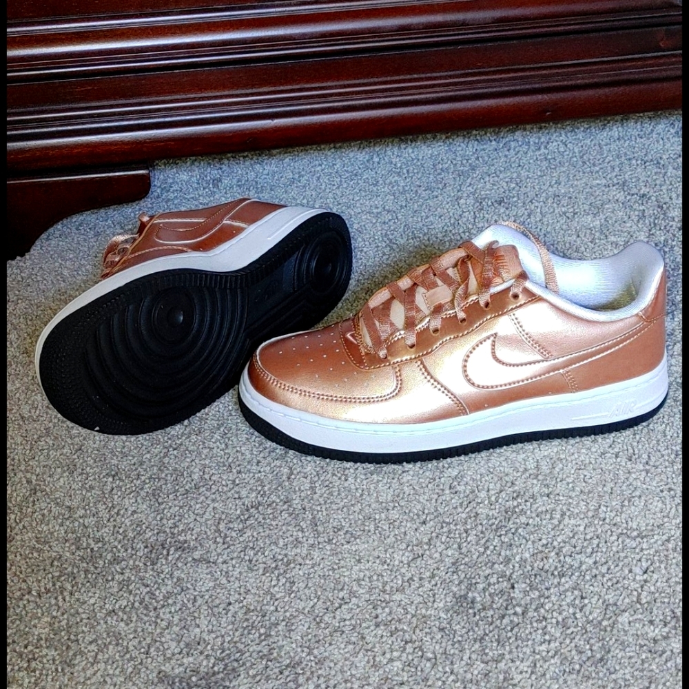 Nike Air Force 1